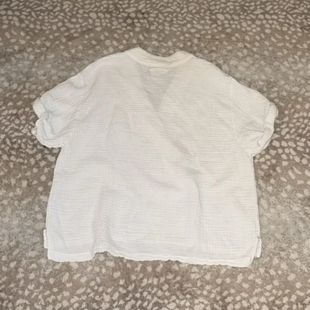 Xirena Avery White Cotton Gauze Short Sleeve Casual Top - Picture 11 of 14
